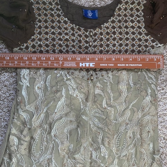 Pakistani Indian Desi Party Wear Maxi Dress (Flawed) Refer to pics Color Green - Picture 12 of 12